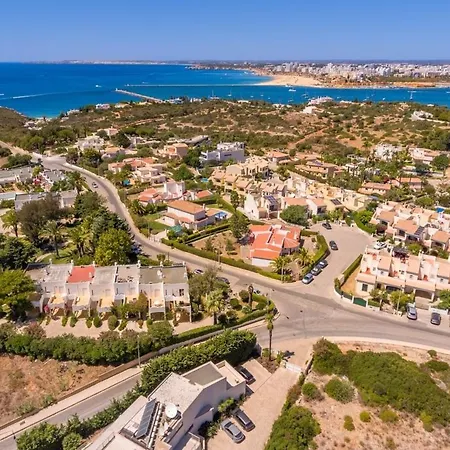 Gaivota Quick Walk To And Breathtaking Views
